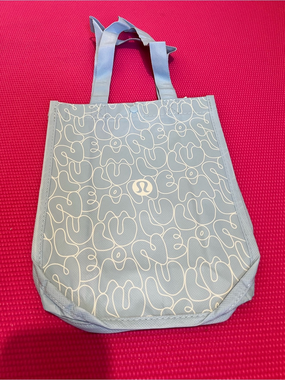 lululemon athletica light blue patterned tote